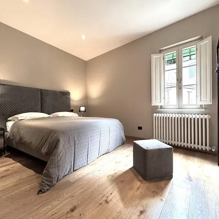 La Piazzetta Del Castellare * Siena