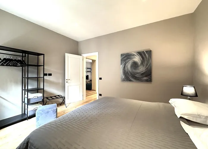 La Piazzetta Del Castellare Siena