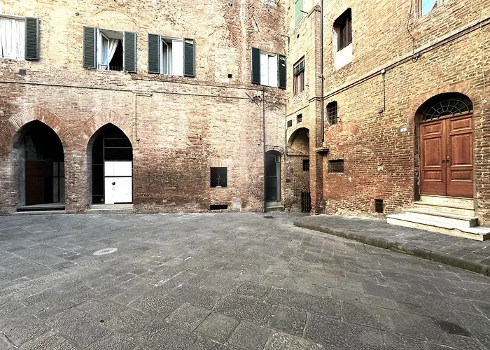 La Piazzetta Del Castellare *